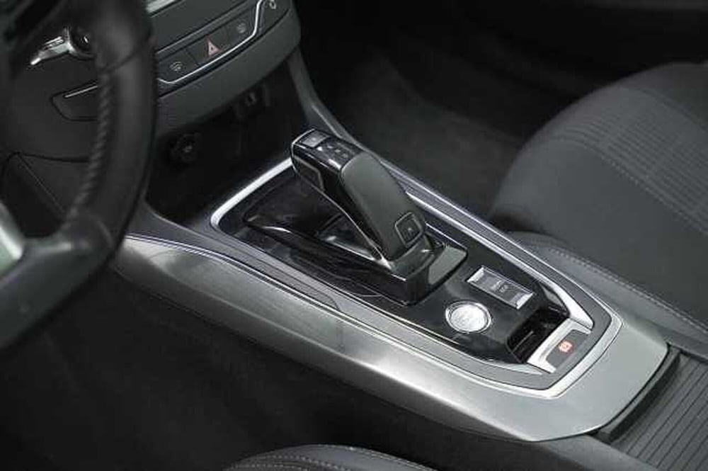 Peugeot 308 usata a Como (16)