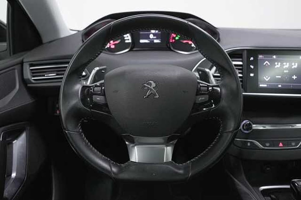 Peugeot 308 usata a Como (5)