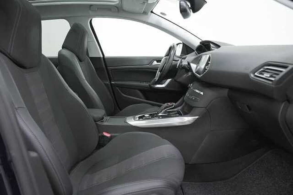 Peugeot 308 usata a Como (7)