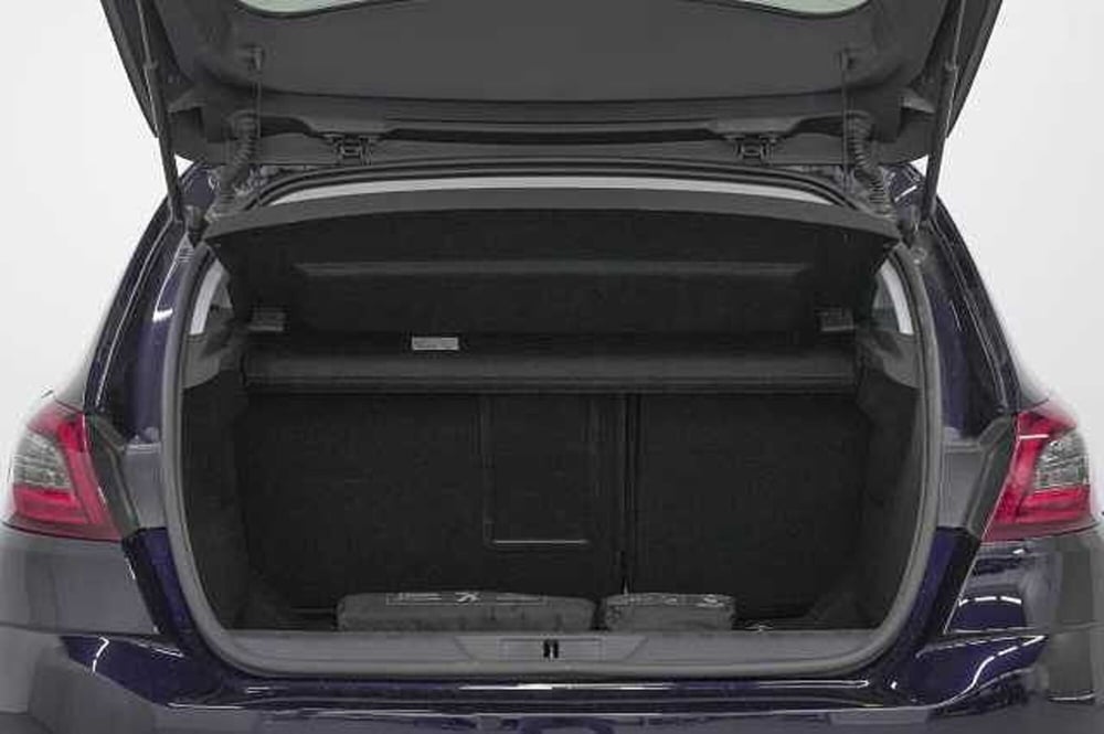 Peugeot 308 usata a Como (9)