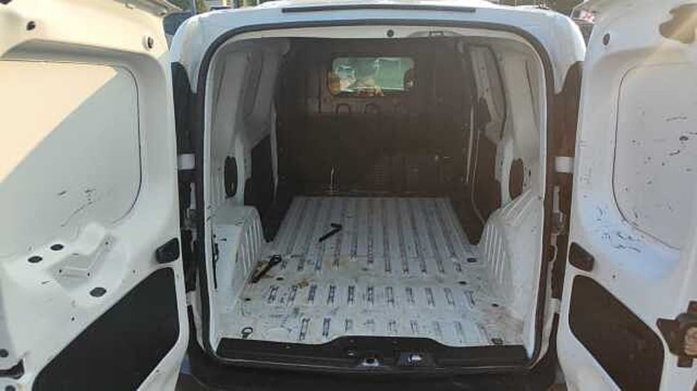 Dacia Dokker Furgone usata a Firenze (8)