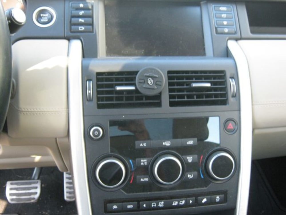 Land Rover Discovery Sport usata a Ascoli Piceno (17)