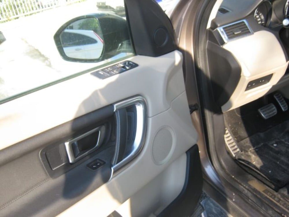 Land Rover Discovery Sport usata a Ascoli Piceno (8)