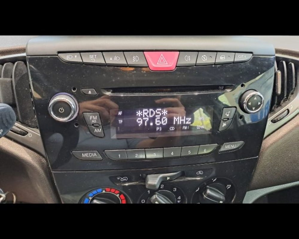 Lancia Ypsilon usata a Aosta (8)