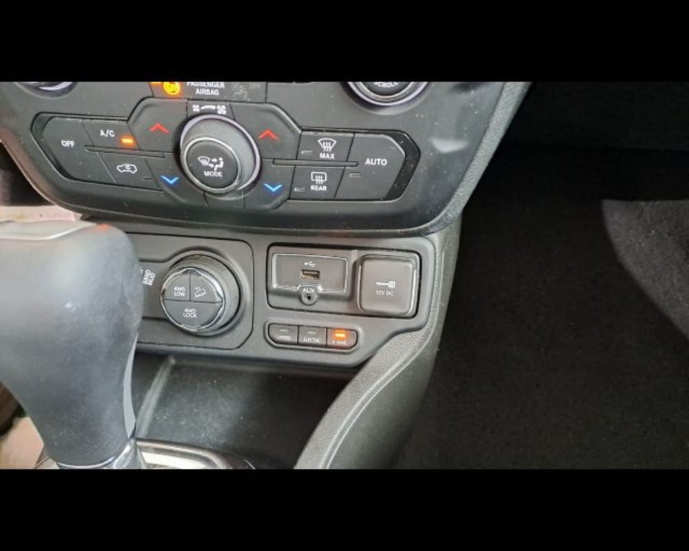 Jeep Renegade usata a Aosta (13)