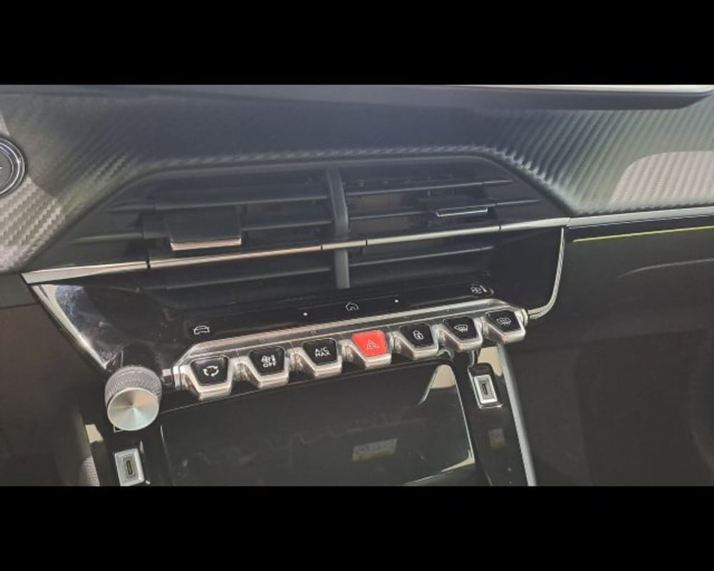 Peugeot 208 usata a Aosta (14)