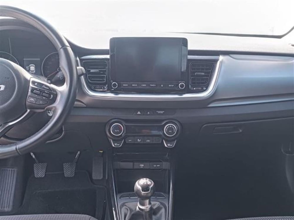 Kia Stonic usata a Livorno (10)