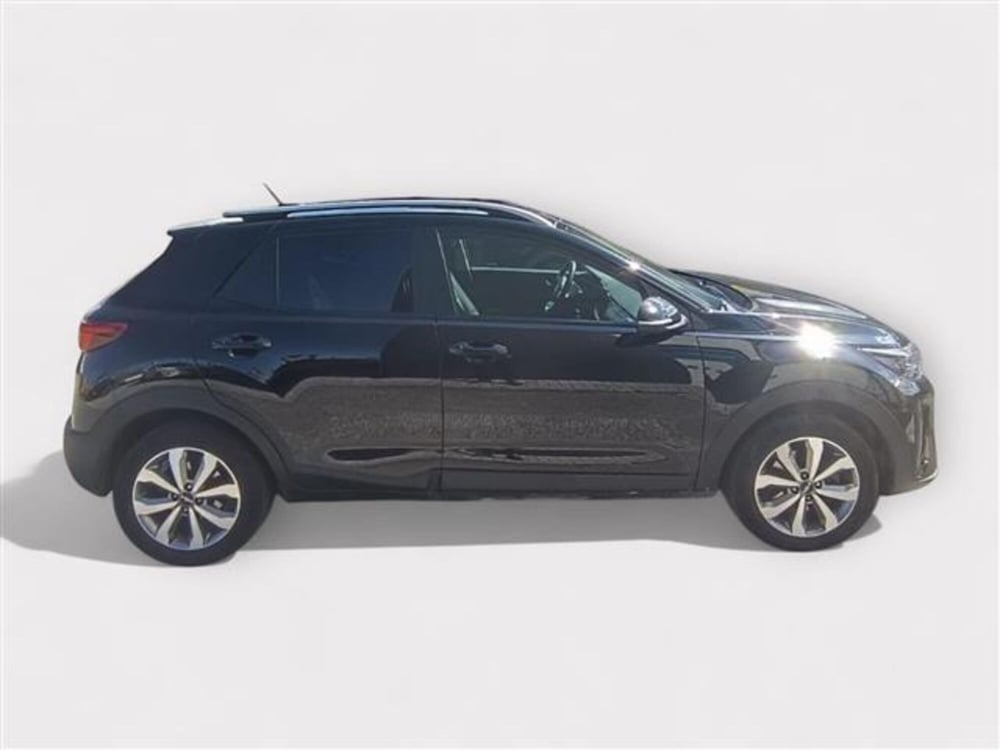 Kia Stonic usata a Livorno (6)