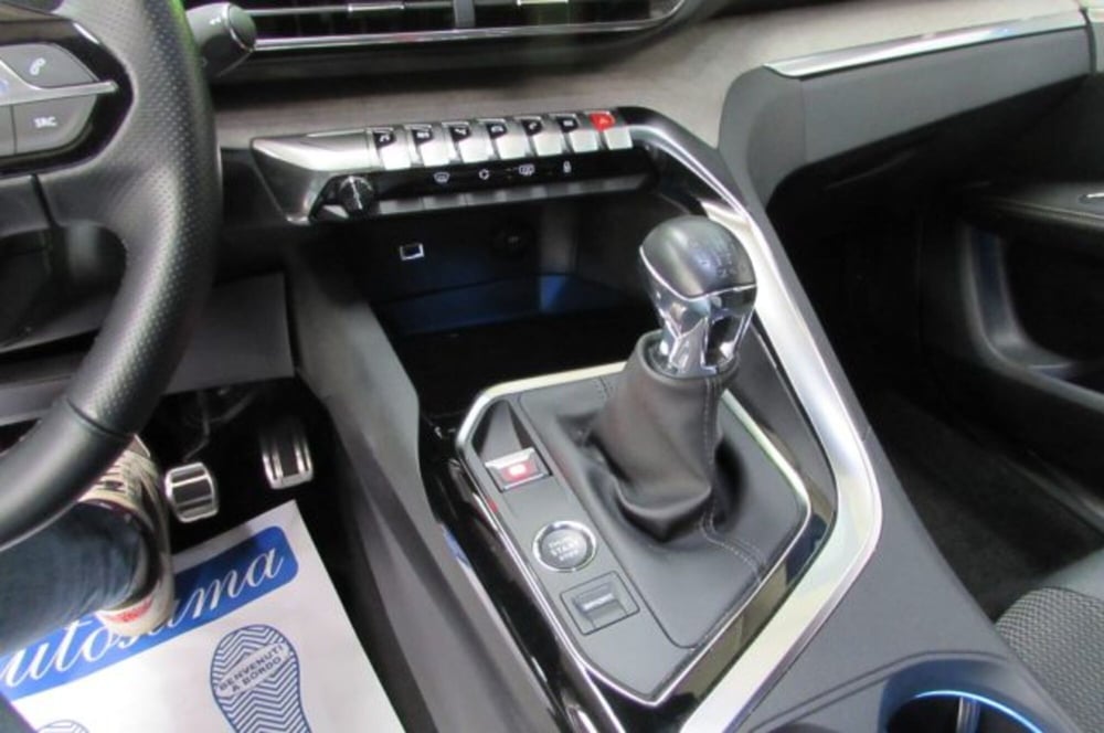 Peugeot 5008 usata a Milano (10)