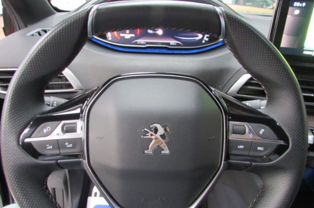 Peugeot 5008 usata a Milano (11)