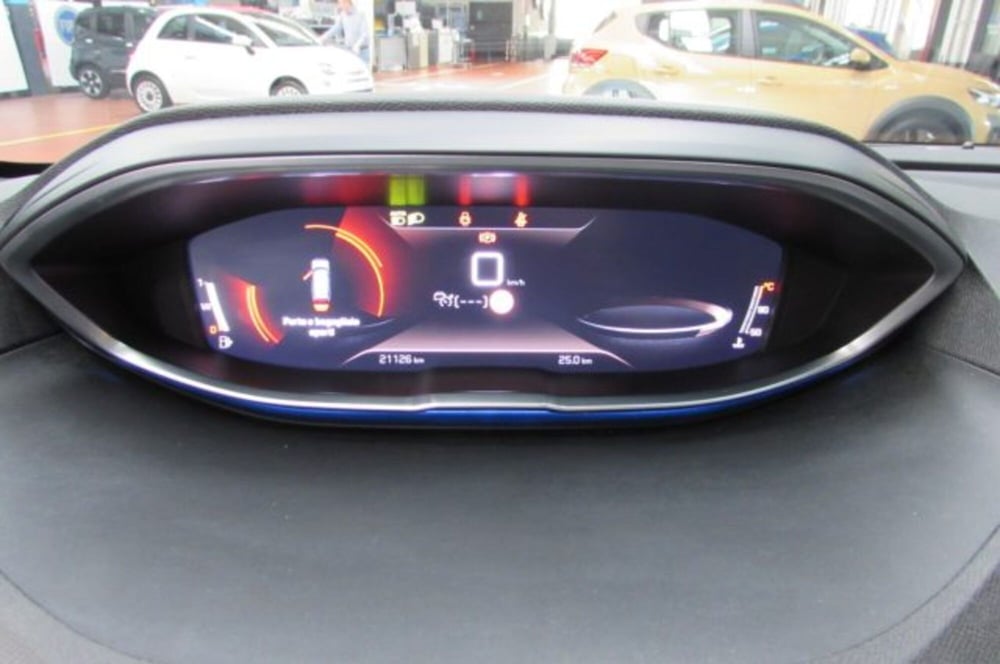 Peugeot 5008 usata a Milano (12)