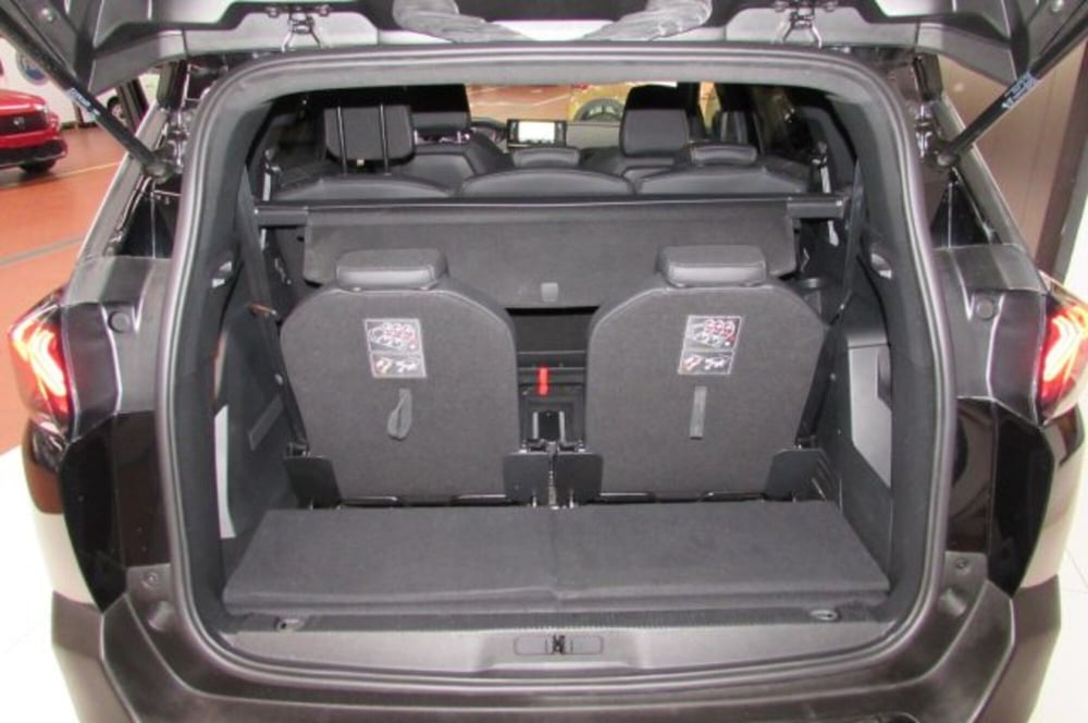 Peugeot 5008 usata a Milano (14)