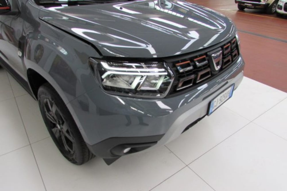 Dacia Duster usata a Milano (16)