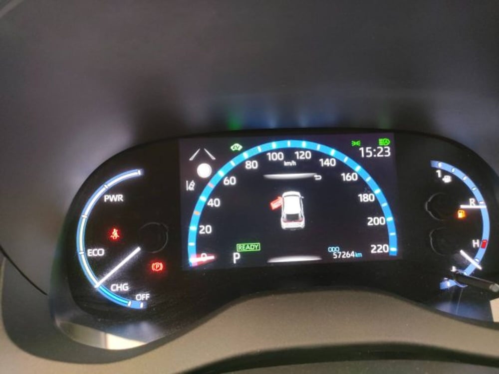 Toyota Yaris Cross usata a Teramo (16)