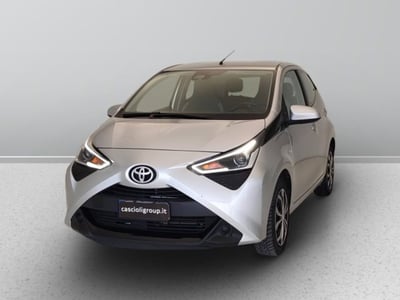 Toyota Aygo 1.0 VVT-i 72 CV 5 porte x-play del 2021 usata a Mosciano Sant&#039;Angelo