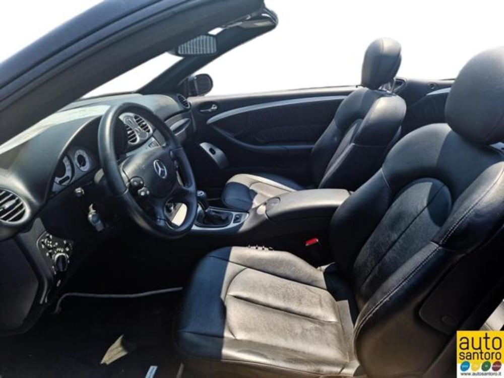Mercedes-Benz CLK usata a Salerno (14)