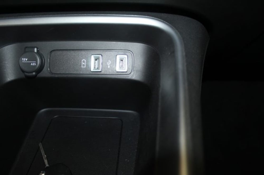 Jeep Avenger usata a Terni (14)