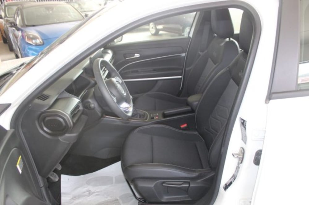 Jeep Avenger usata a Terni (7)