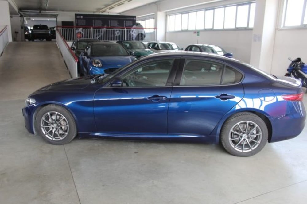 Alfa Romeo Giulia usata a Terni (3)