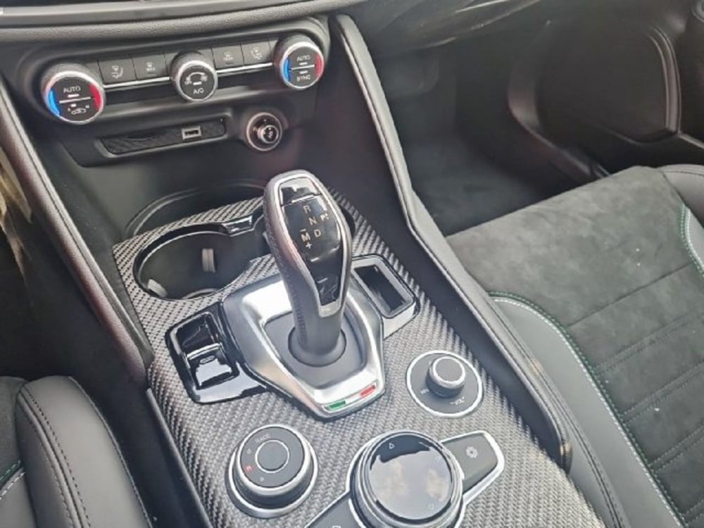 Alfa Romeo Giulia nuova a Monza e Brianza (18)