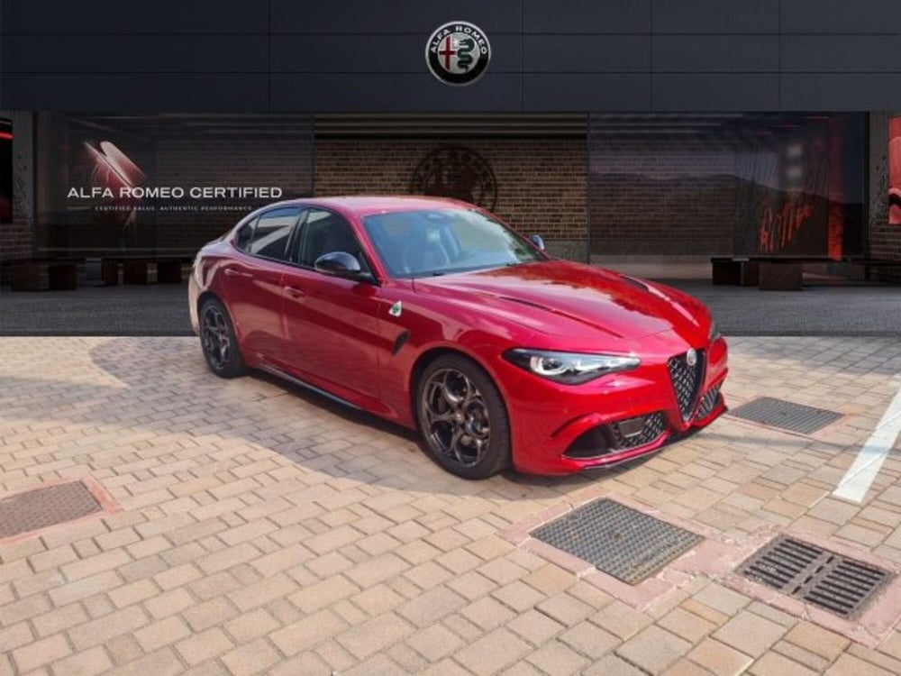 Alfa Romeo Giulia nuova a Monza e Brianza (3)