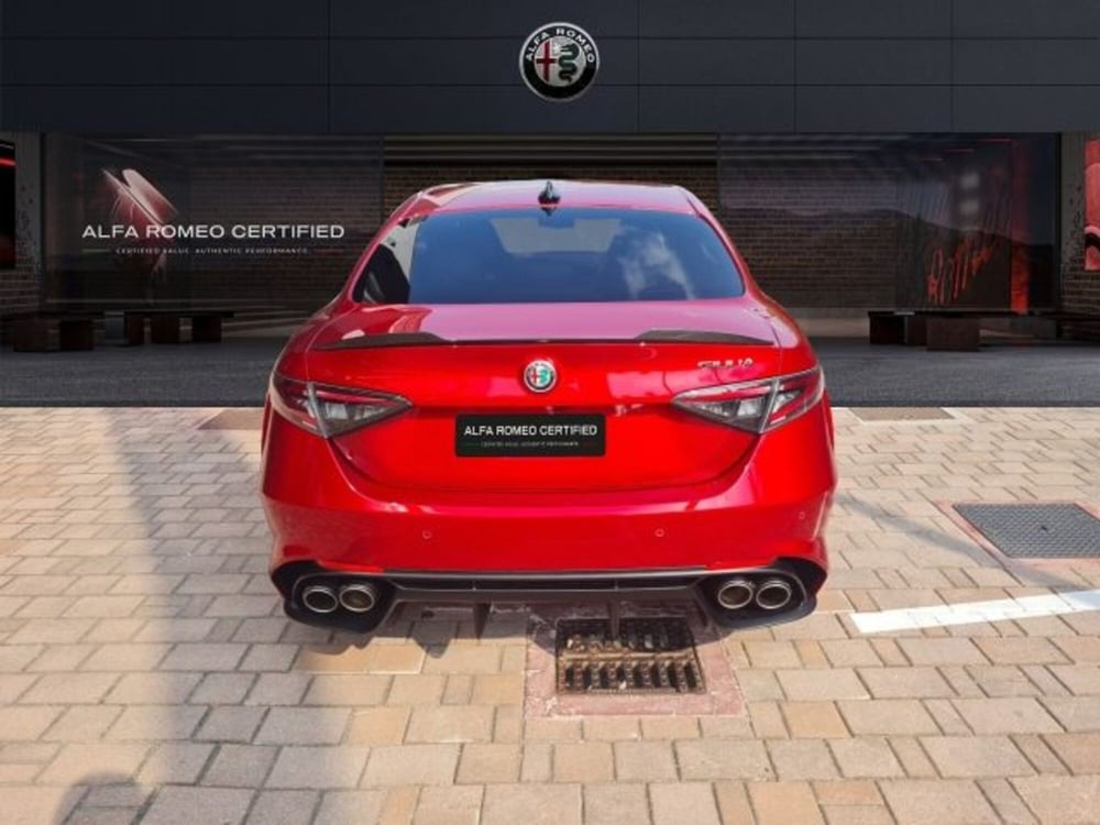 Alfa Romeo Giulia nuova a Monza e Brianza (5)