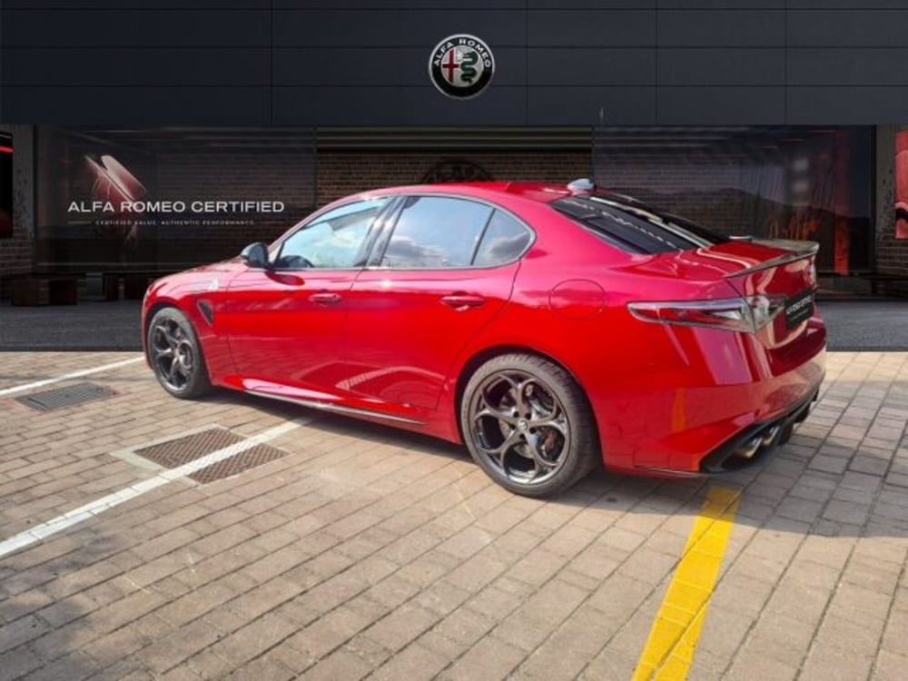 Alfa Romeo Giulia nuova a Monza e Brianza (7)
