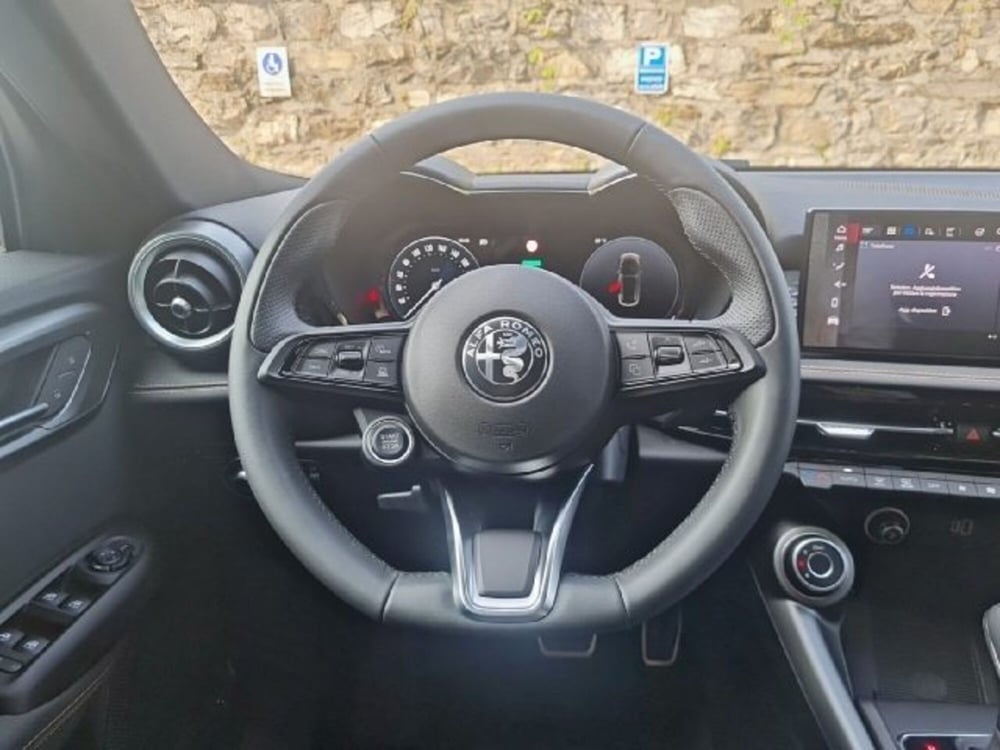 Alfa Romeo Tonale nuova a Monza e Brianza (9)