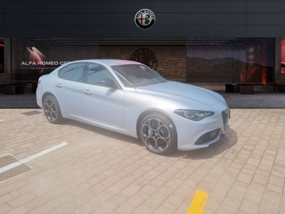 Alfa Romeo Giulia nuova a Monza e Brianza (3)