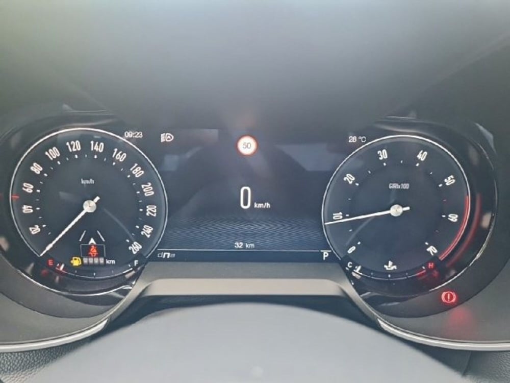 Alfa Romeo Giulia nuova a Monza e Brianza (10)