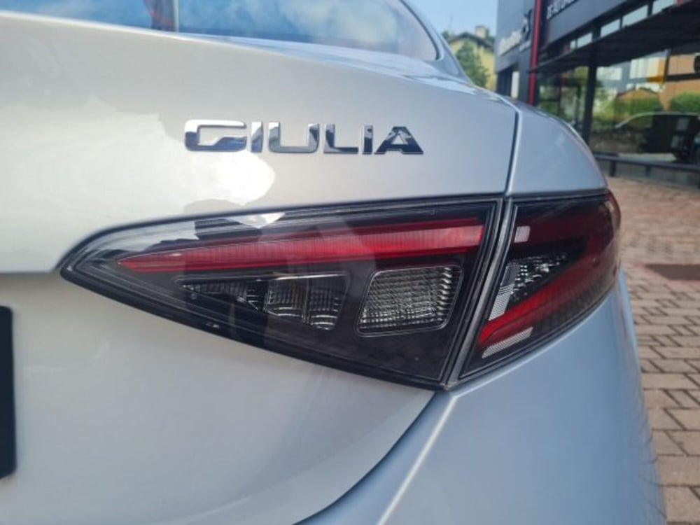 Alfa Romeo Giulia nuova a Monza e Brianza (15)
