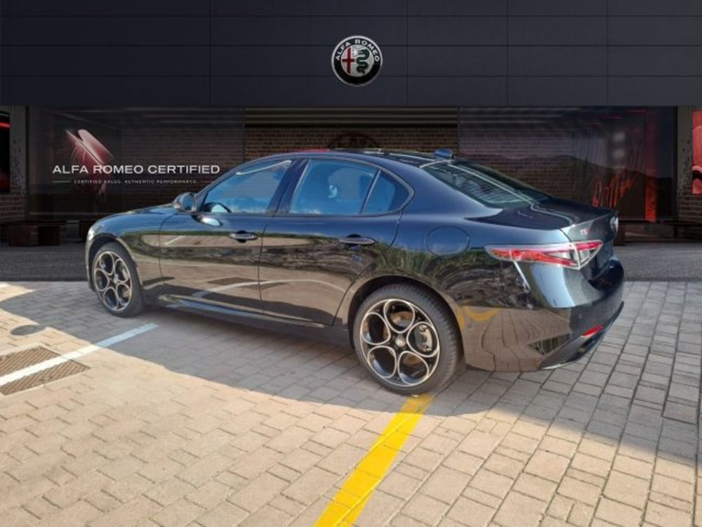 Alfa Romeo Giulia nuova a Monza e Brianza (7)