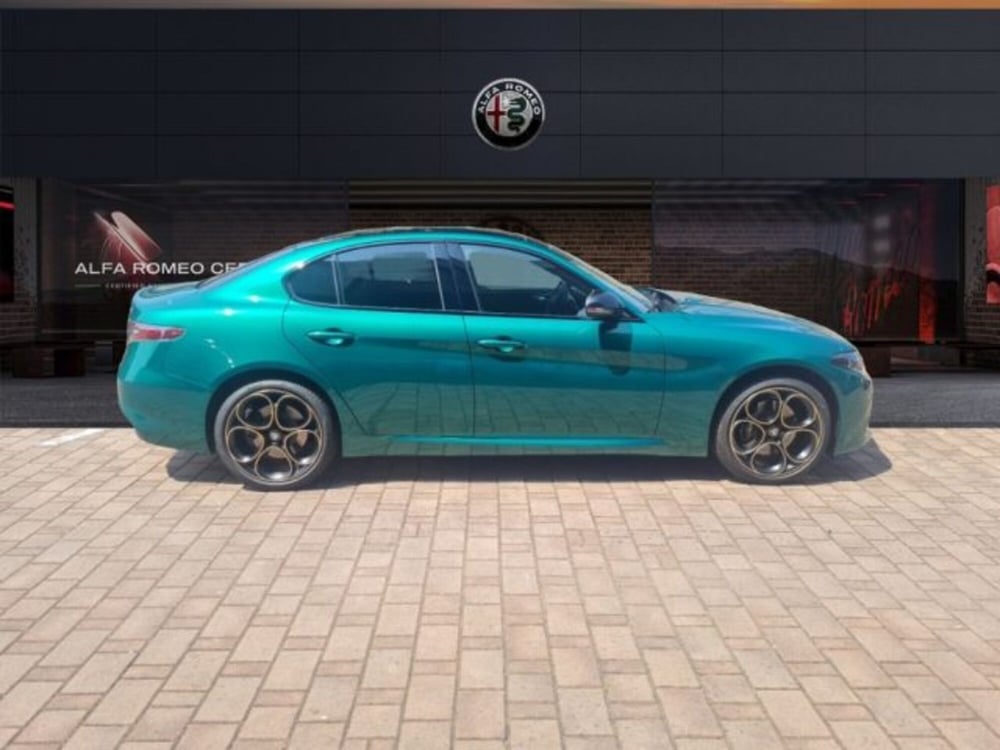 Alfa Romeo Giulia nuova a Monza e Brianza (4)