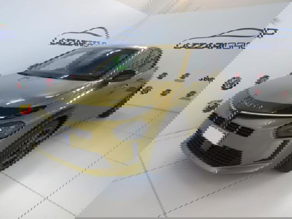 Lancia Ypsilon nuova a Lodi