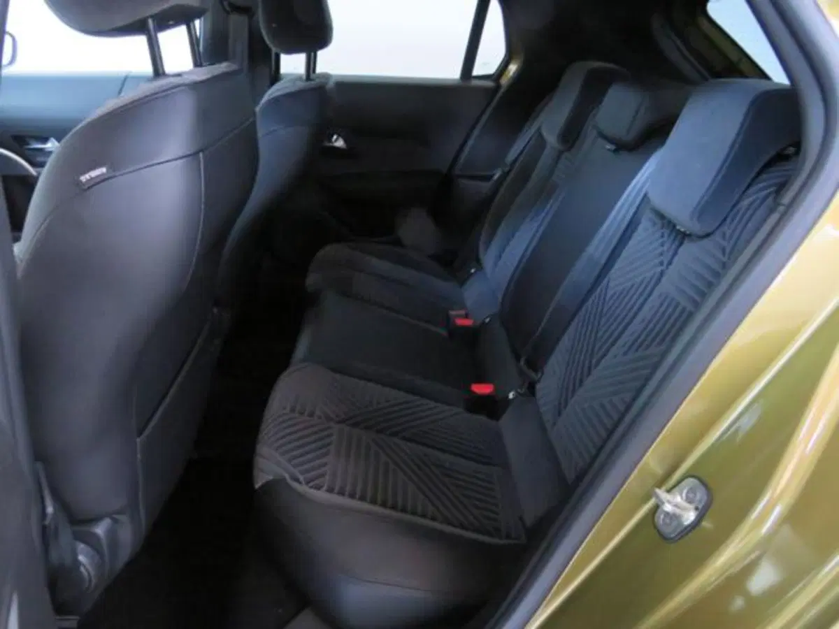 Lancia Ypsilon nuova a Lodi (10)
