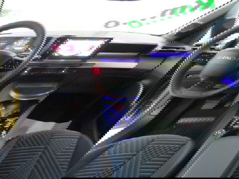 Lancia Ypsilon nuova a Lodi (12)