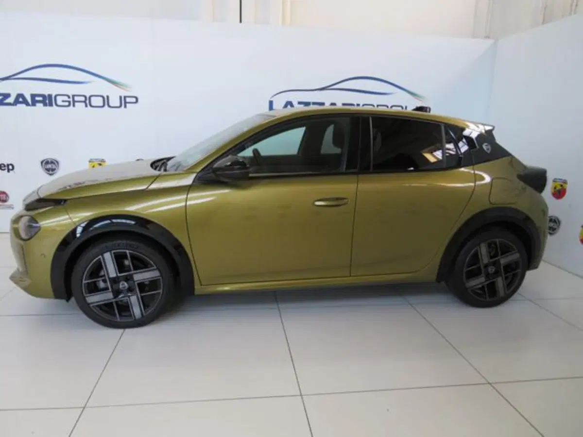 Lancia Ypsilon nuova a Lodi (3)