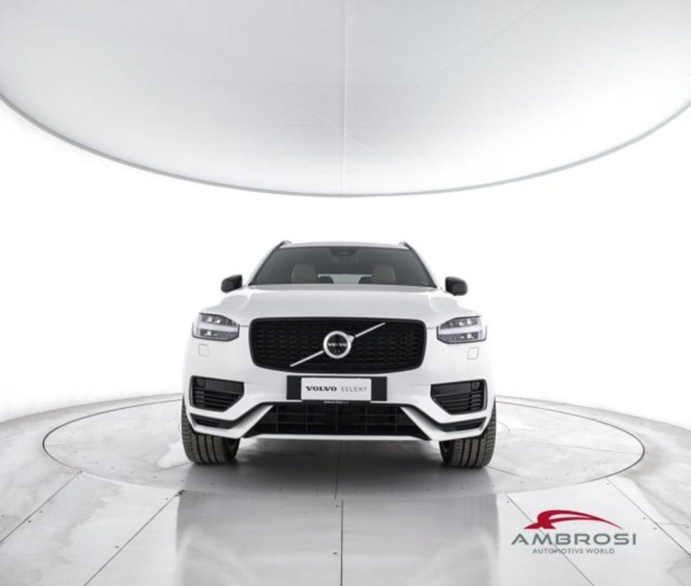 Volvo XC90 nuova a Perugia (5)