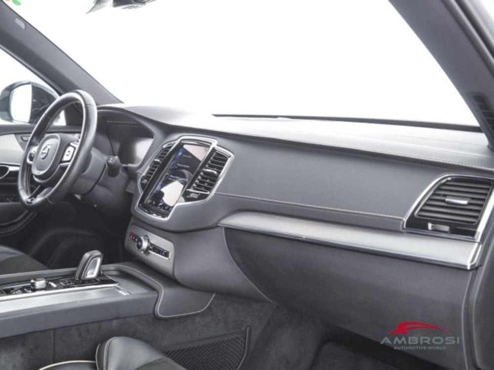 Volvo XC90 usata a Perugia (12)