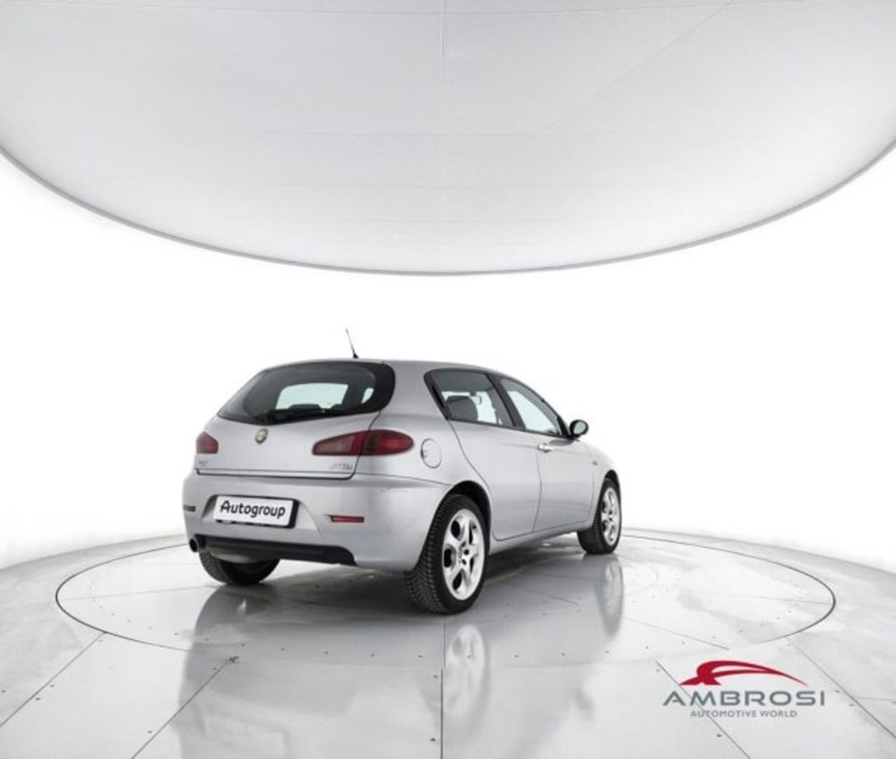 Alfa Romeo 147 usata a Perugia (3)