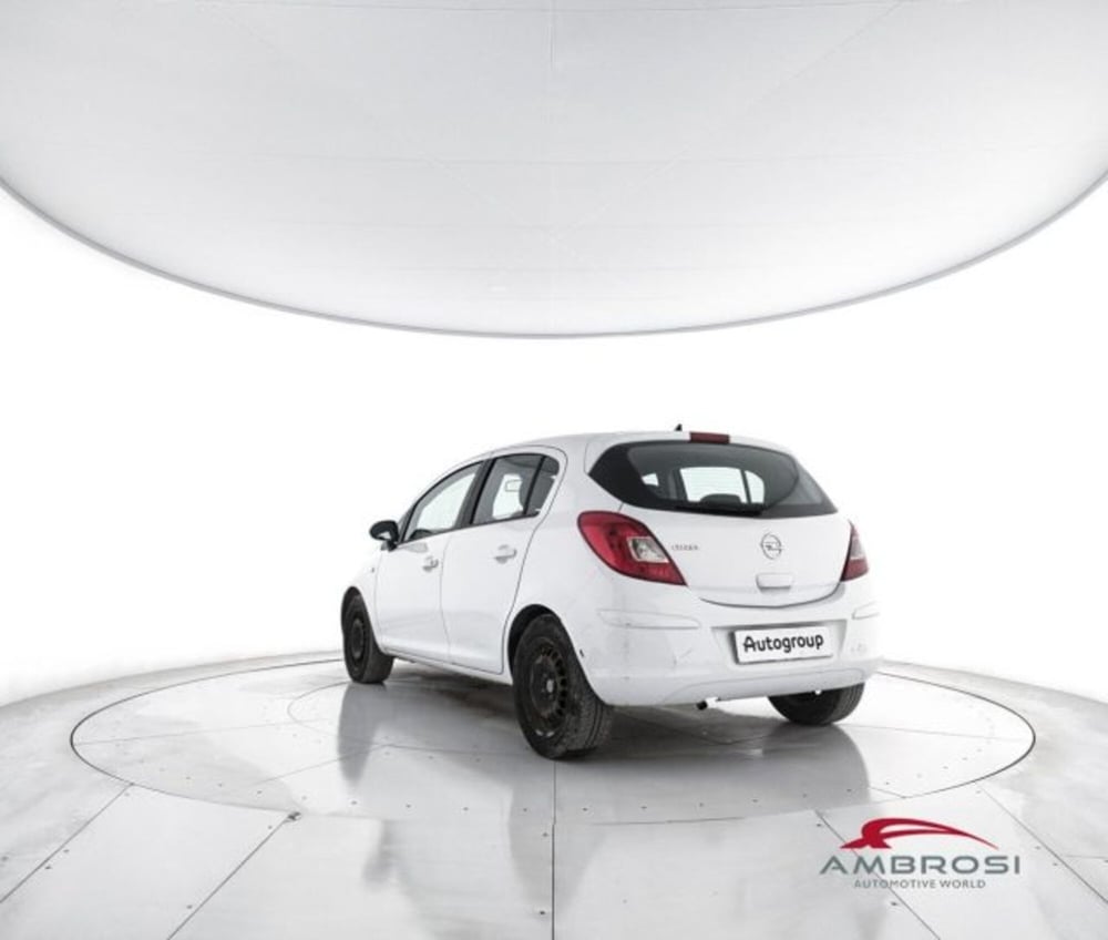 Opel Corsa usata a Perugia (4)