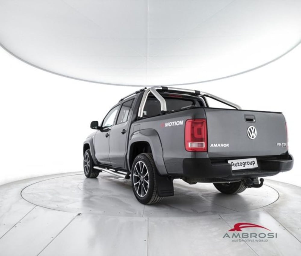 Volkswagen Veicoli Commerciali Amarok usata a Perugia (4)