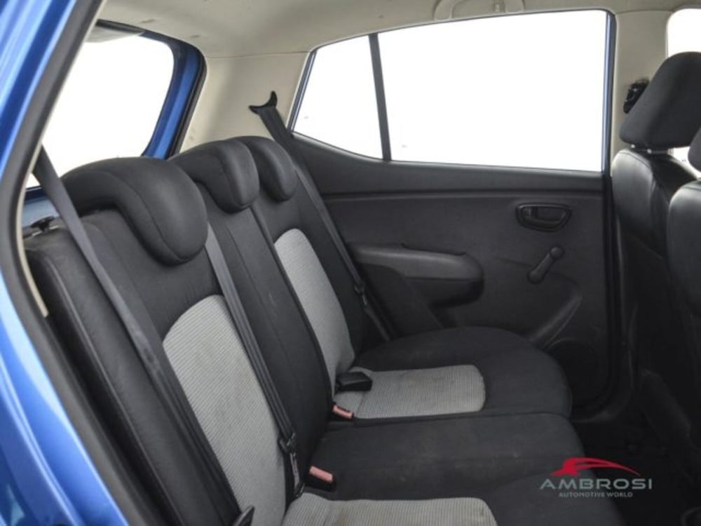 Hyundai i10 usata a Perugia (11)