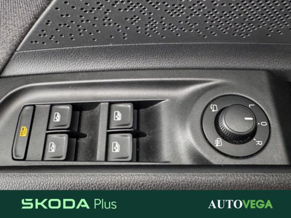 Skoda Enyaq usata a Vicenza (11)