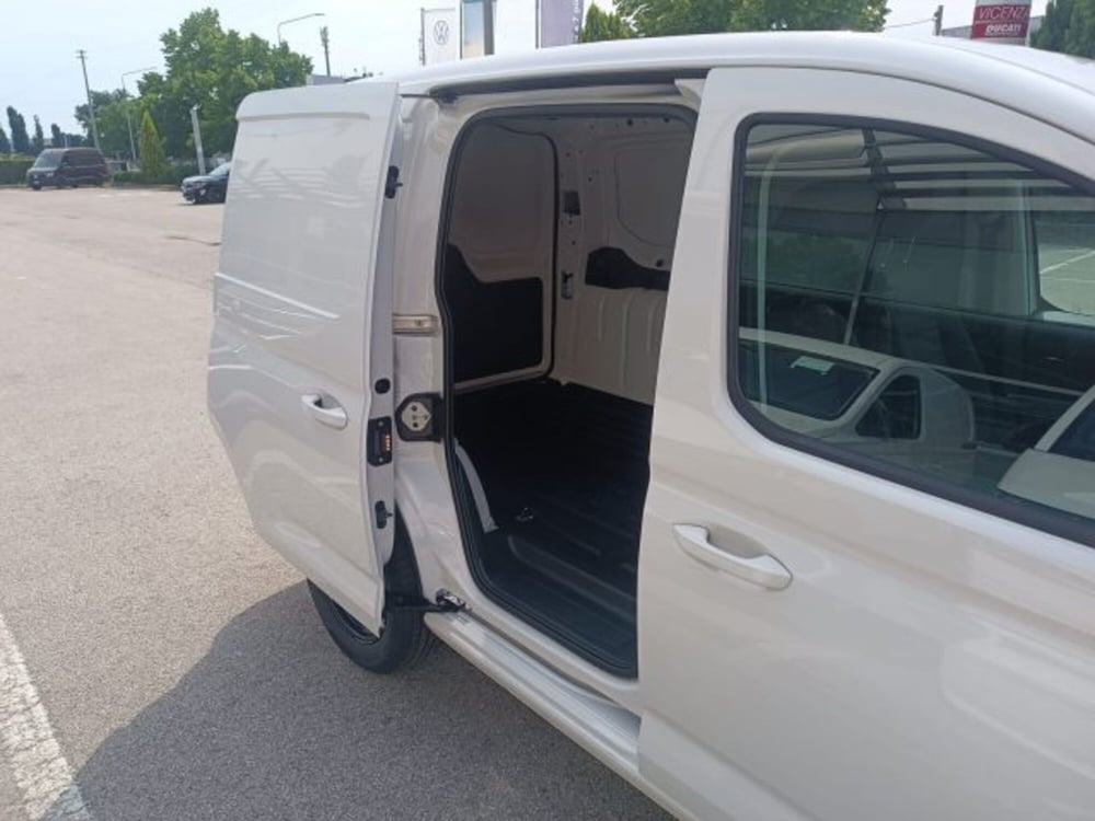 Volkswagen Veicoli Commerciali Caddy nuova a Vicenza (5)