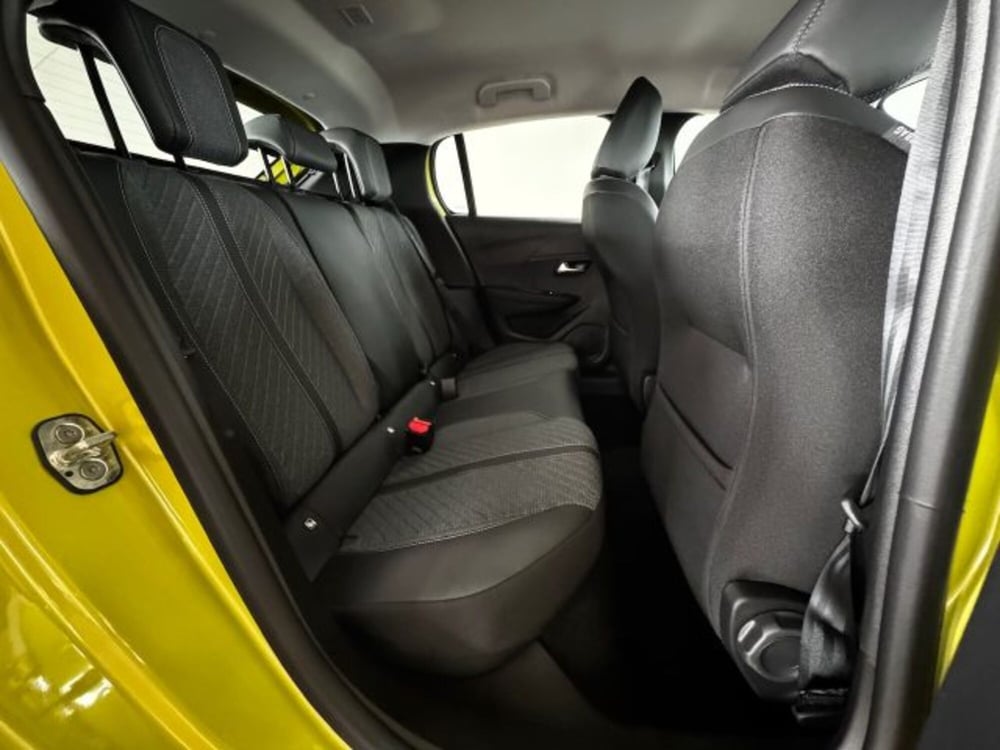 Peugeot 208 nuova a Torino (13)