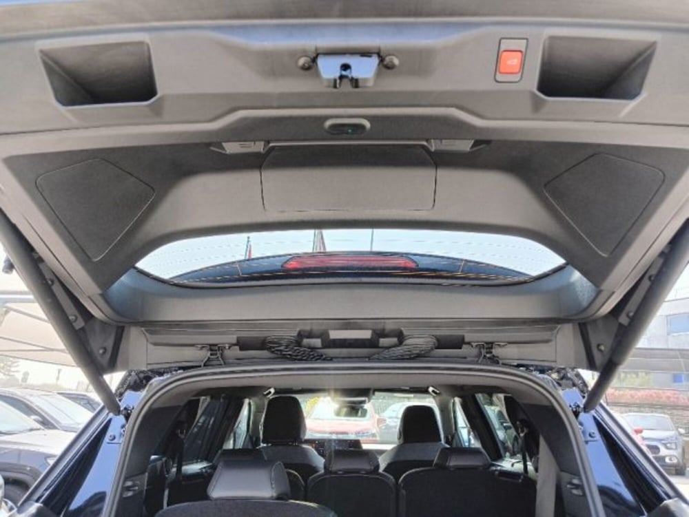 Peugeot 5008 nuova a Brescia (15)