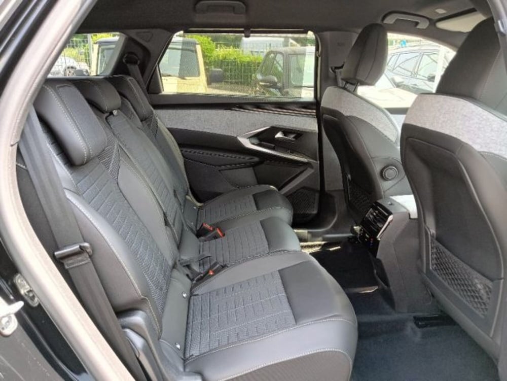 Peugeot 5008 nuova a Brescia (19)
