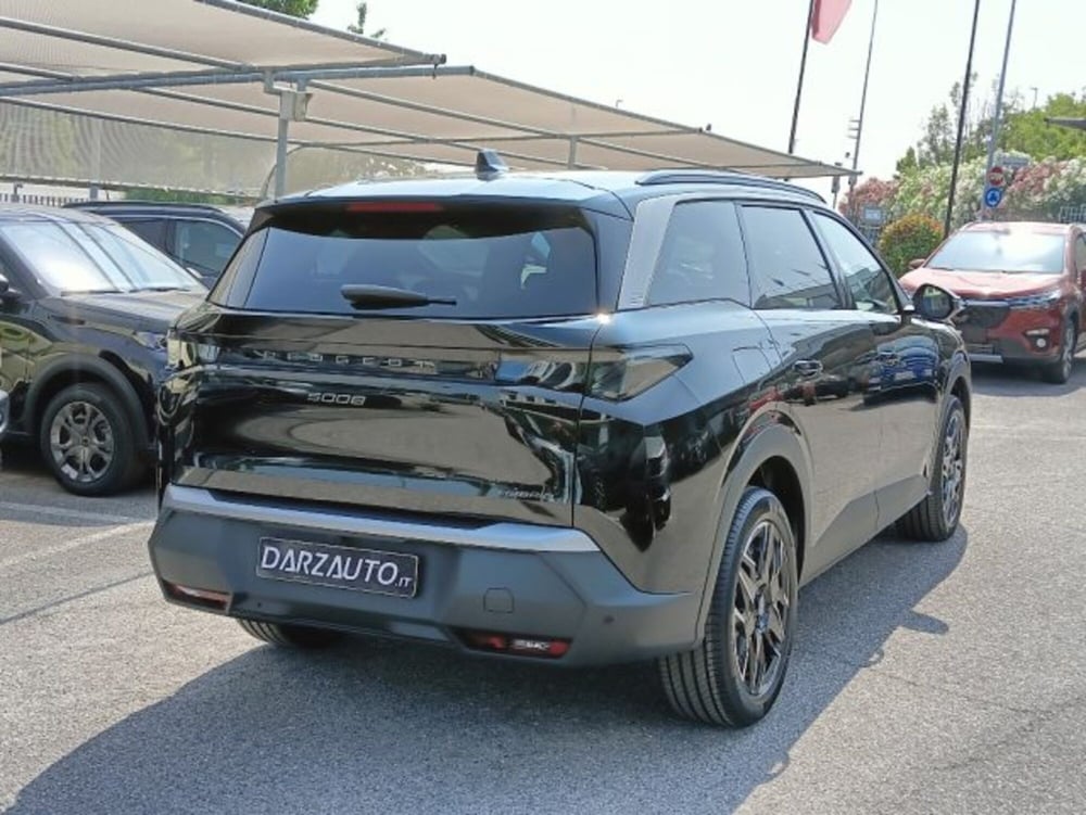 Peugeot 5008 nuova a Brescia (5)
