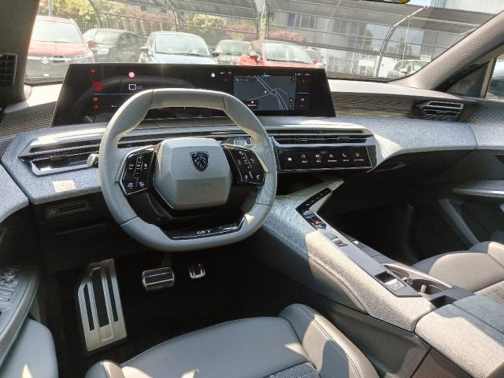Peugeot 5008 nuova a Brescia (6)